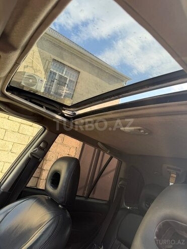 Toyota RAV4-3