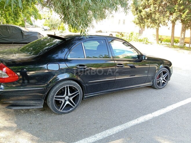 Mercedes E 500 4MATIC-4