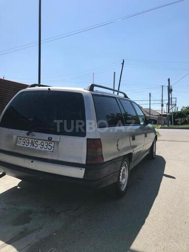 Opel Astra-4