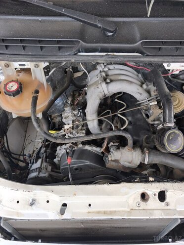 Ford Transit-6