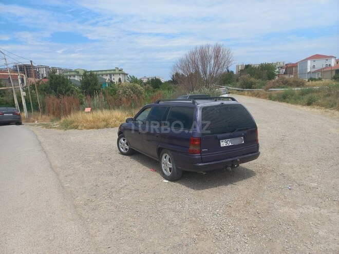 Opel Astra-3