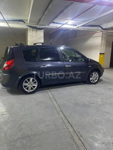 Renault Grand Scenic-3
