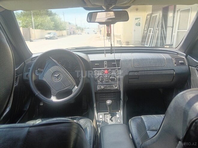 Mercedes C 220-10