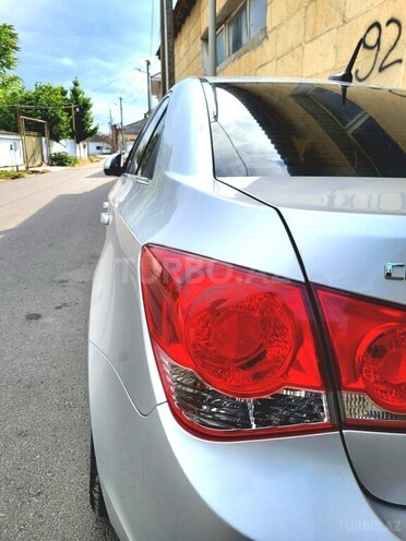 Chevrolet Cruze-4