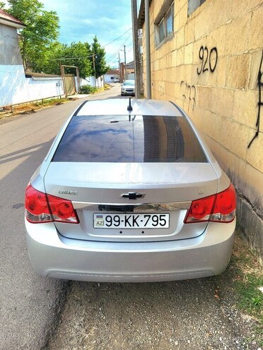 Chevrolet Cruze-8