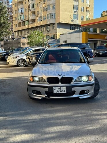 BMW 330-1
