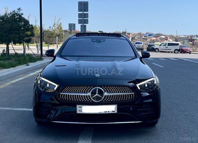 Mercedes E 300 de-1