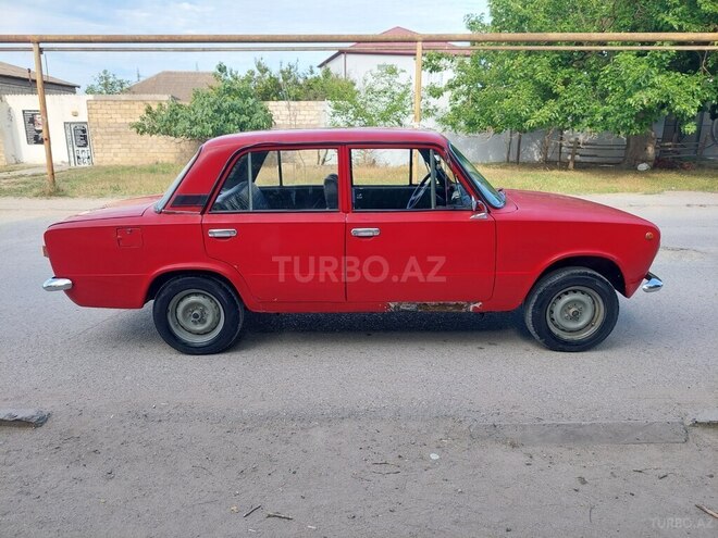 LADA (VAZ) 21011-8