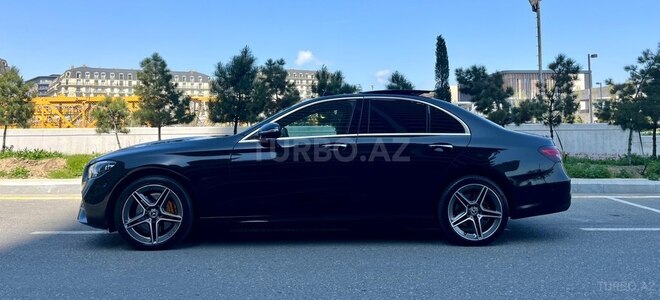 Mercedes E 300 de-7