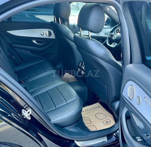Mercedes E 300 de-19