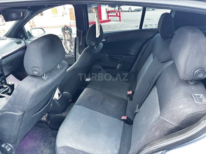 Opel Astra-13