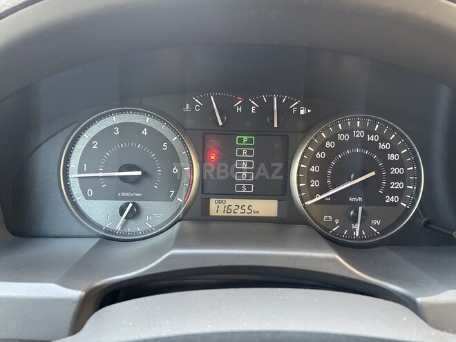 Toyota Land Cruiser-10