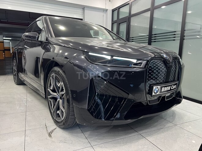 BMW iX-5