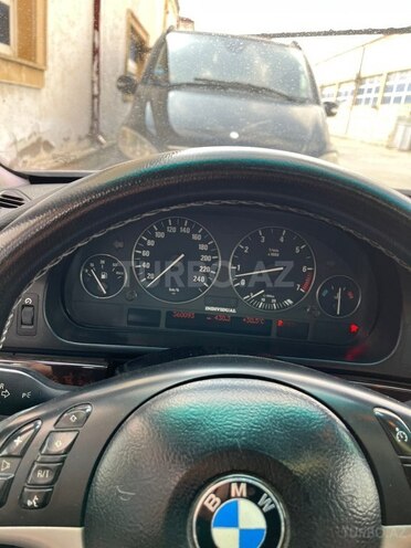 BMW 520-12