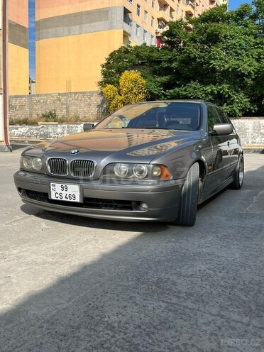 BMW 520-4