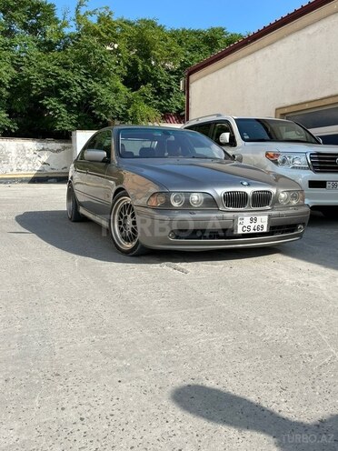 BMW 520-2