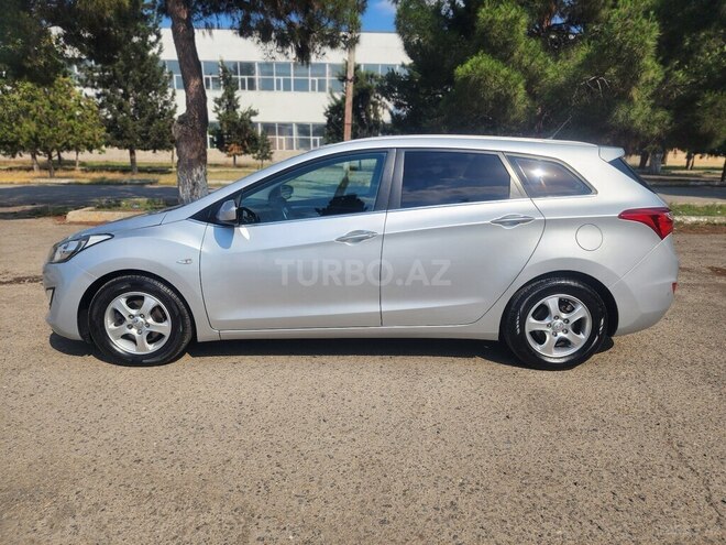 Hyundai i30-4