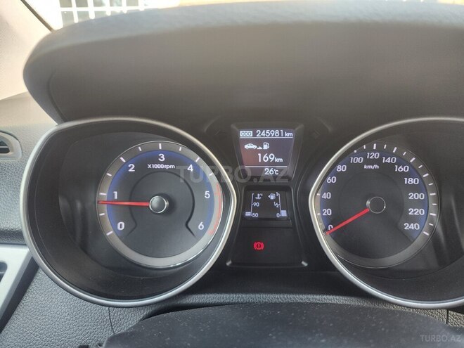 Hyundai i30-9