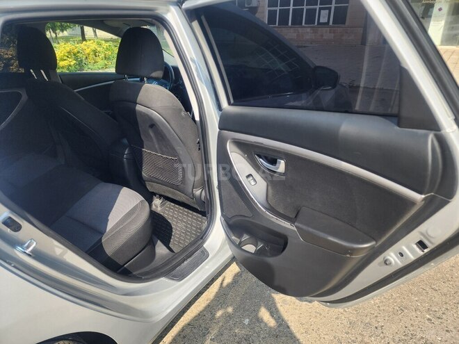 Hyundai i30-14