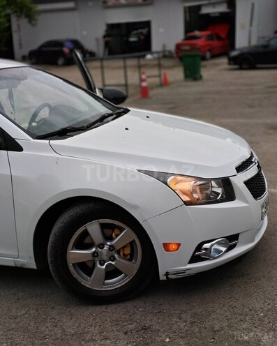 Chevrolet Cruze-2