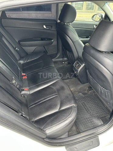 Kia Optima-12