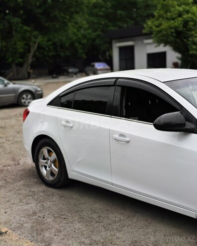 Chevrolet Cruze-4