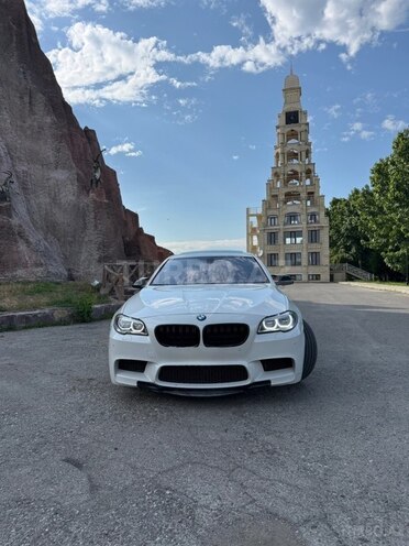 BMW 528-1