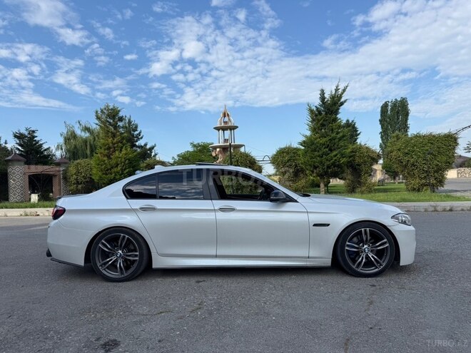 BMW 528-2