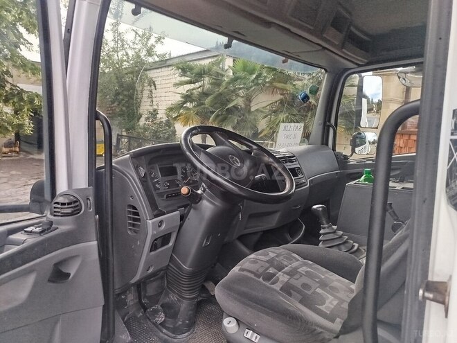 Mercedes Atego 818-16