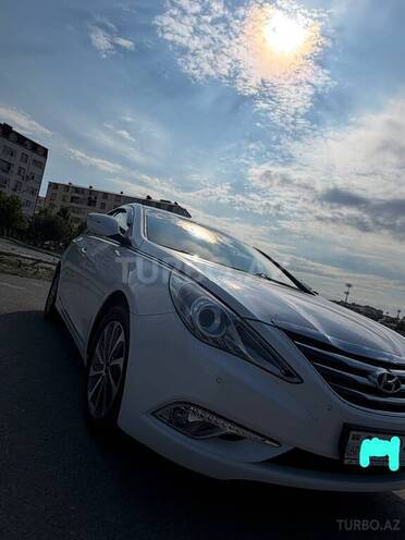 Hyundai Sonata-3