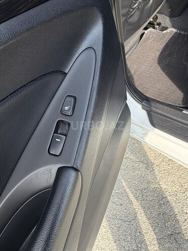 Hyundai Sonata-10