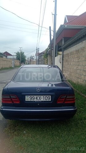 Mercedes E 280-2