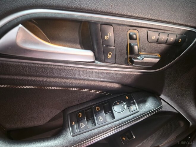 Mercedes GLA 250 4MATIC-9