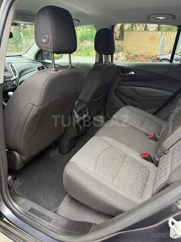 Chevrolet Equinox-8