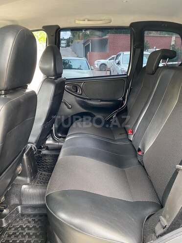 Chevrolet Niva-11