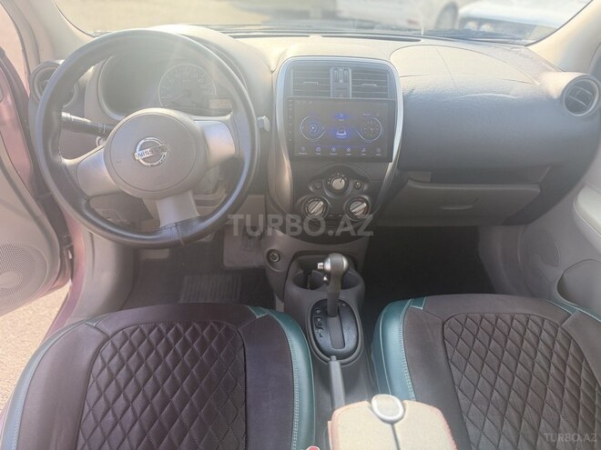 Nissan March-7