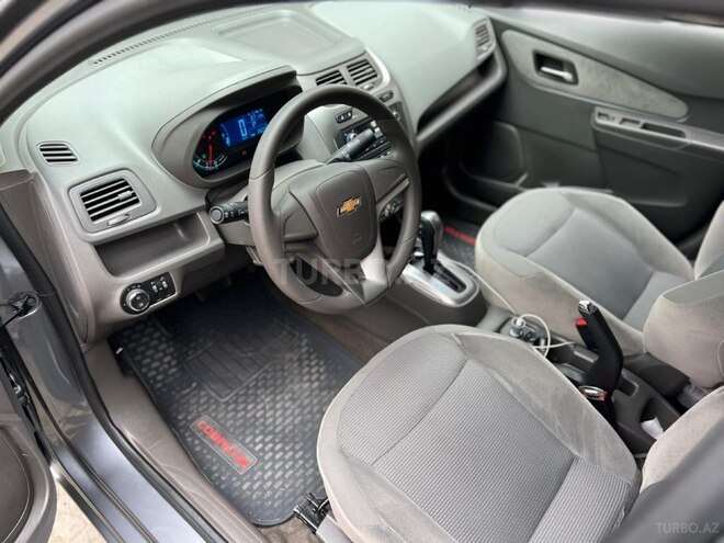 Chevrolet Cobalt-9