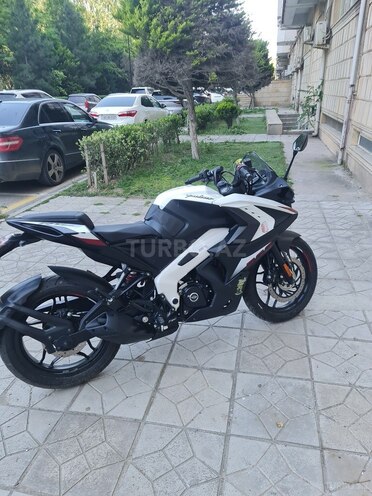 Bajaj Pulsar RS 200-3