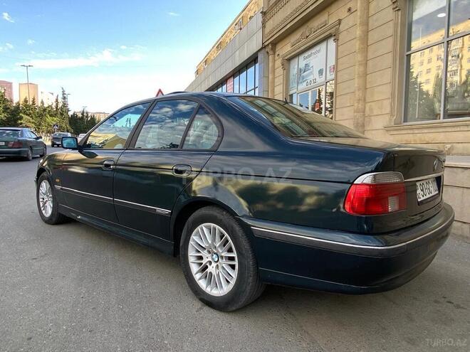 BMW 520-3
