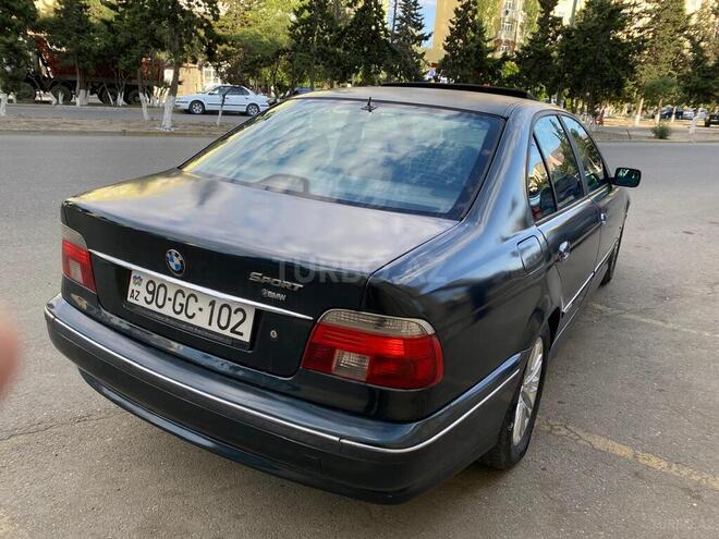 BMW 520-2