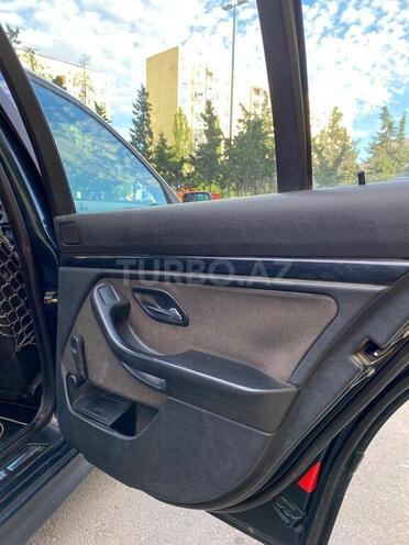 BMW 520-15
