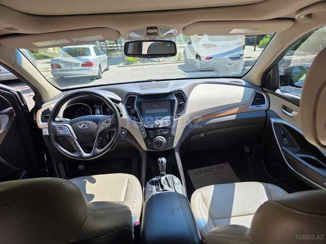 Hyundai Santa Fe-5