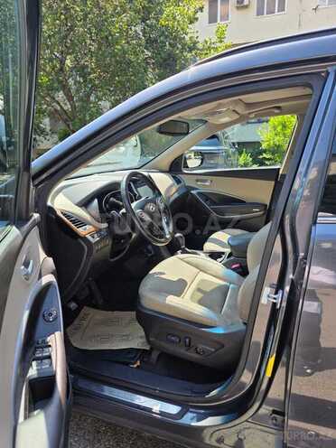 Hyundai Santa Fe-8