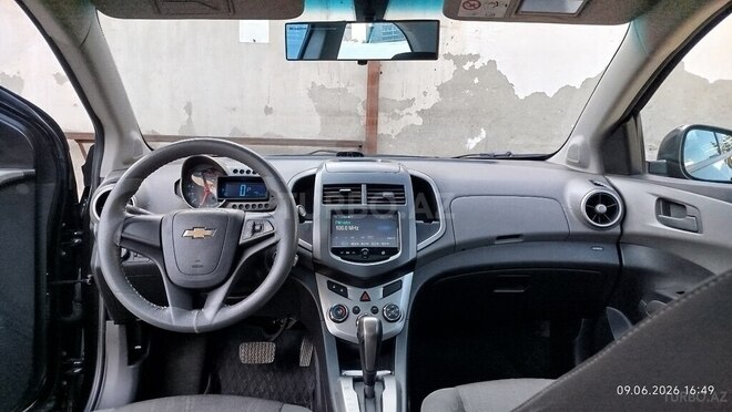 Chevrolet Aveo-3
