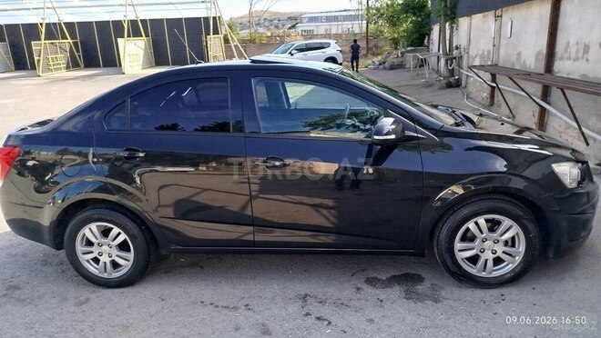 Chevrolet Aveo-6
