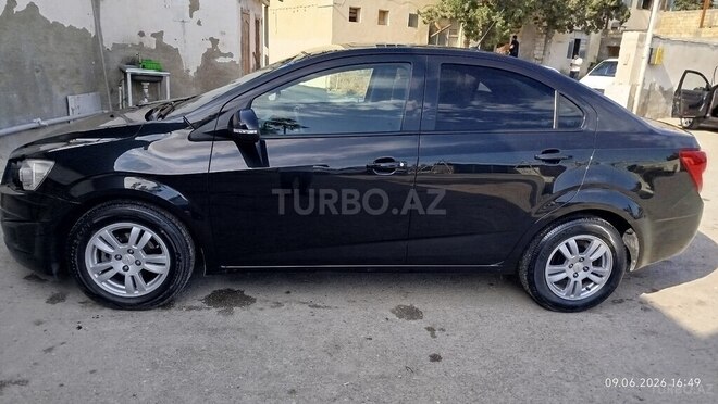 Chevrolet Aveo-7