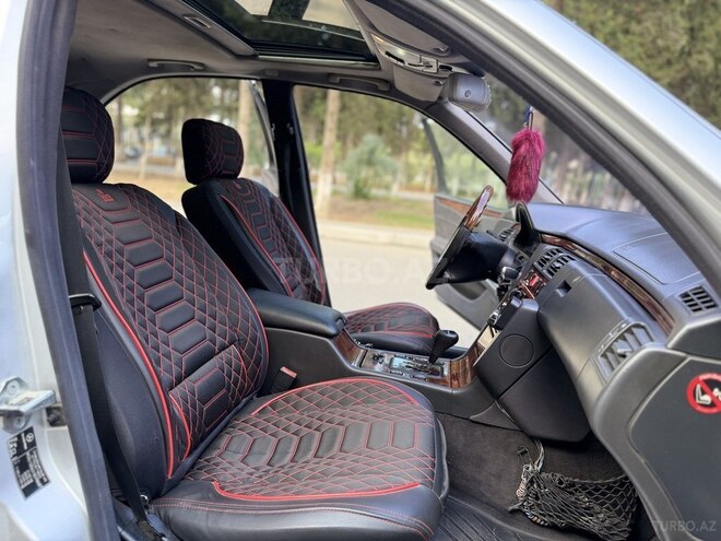 Mercedes E 320-12