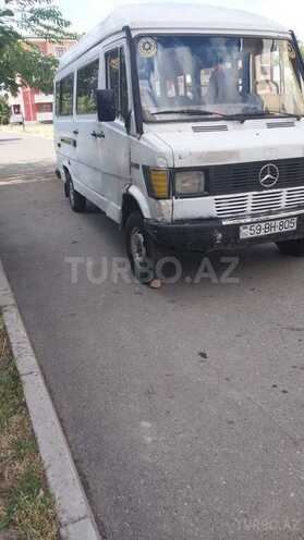 Mercedes 208 D-7