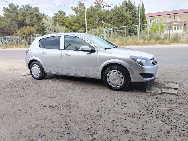 Opel Astra-2
