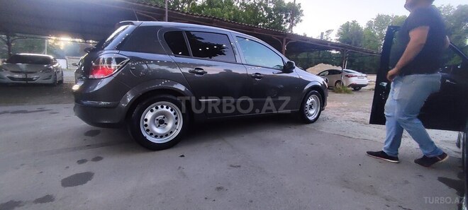 Opel Astra-4